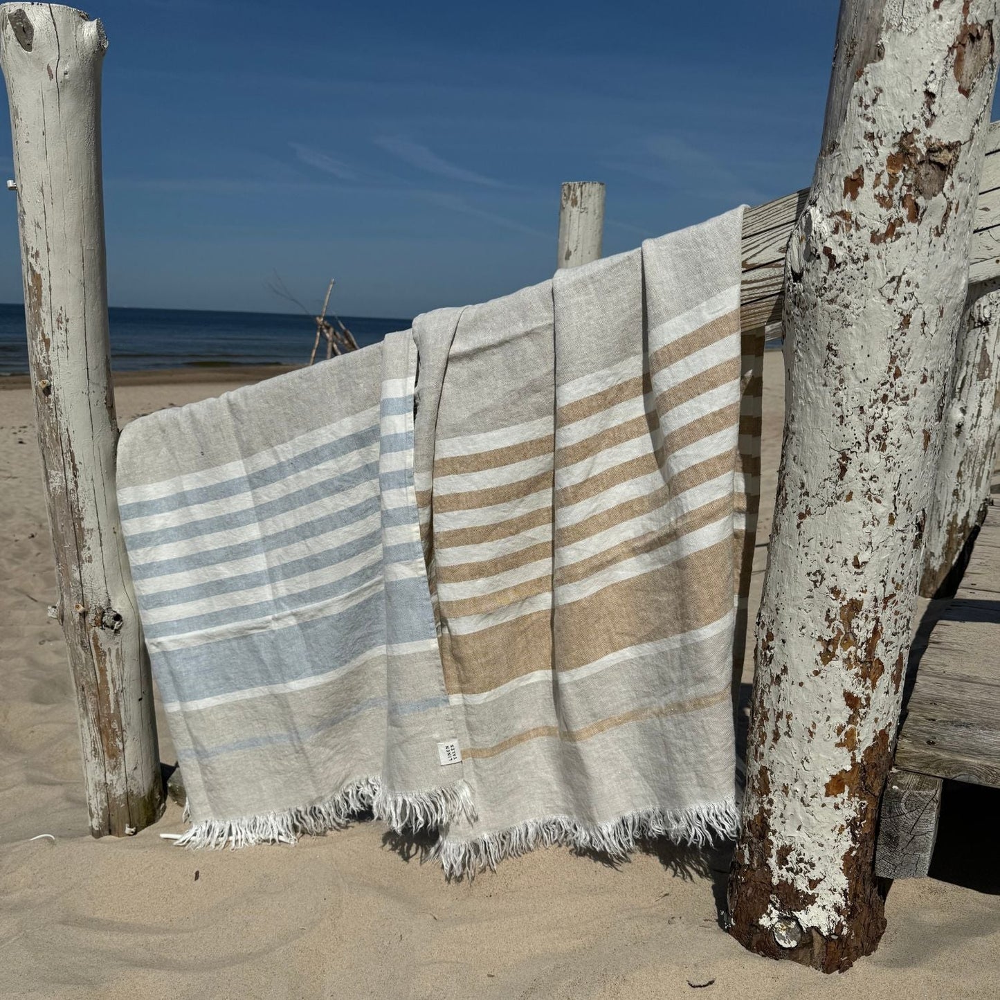 Allure Stripe lino paplūdimio rankšluostis — naturalusdrabuziai.lt