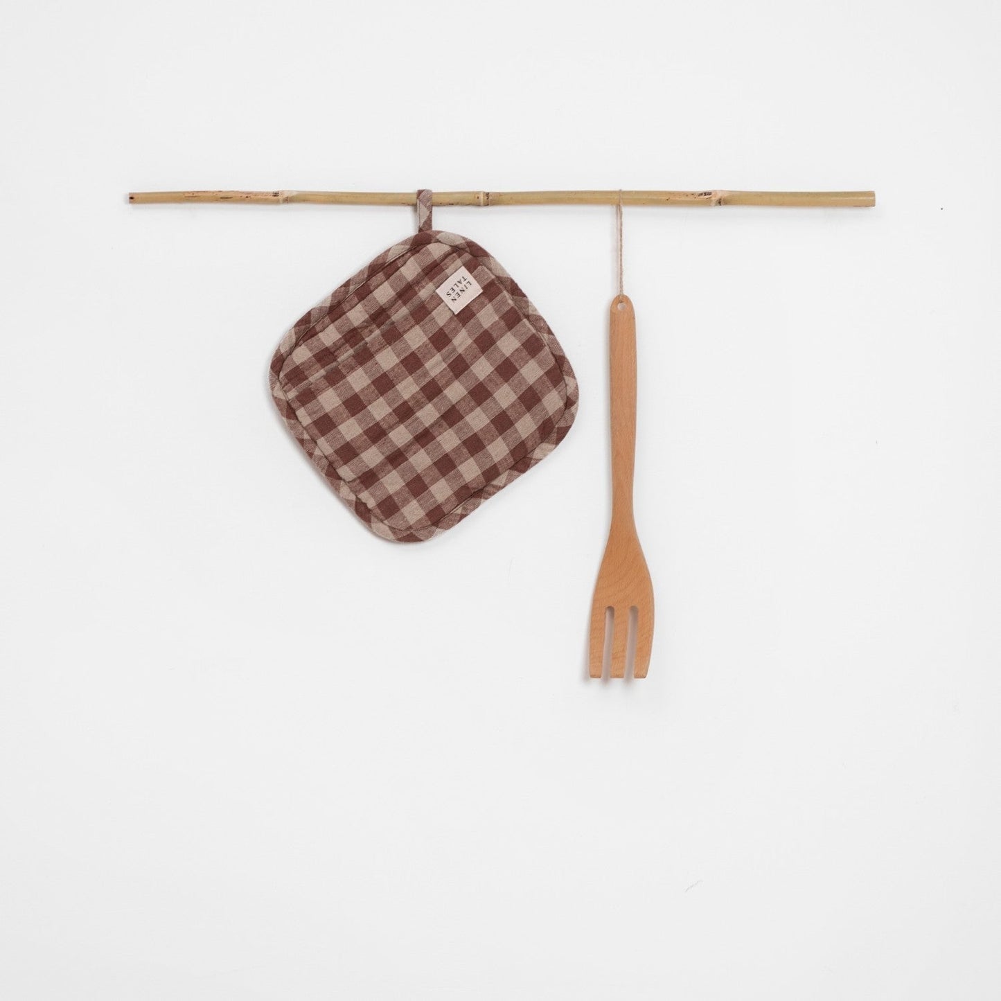 Chocolate Gingham lino puodų laikiklis — naturalusdrabuziai.lt