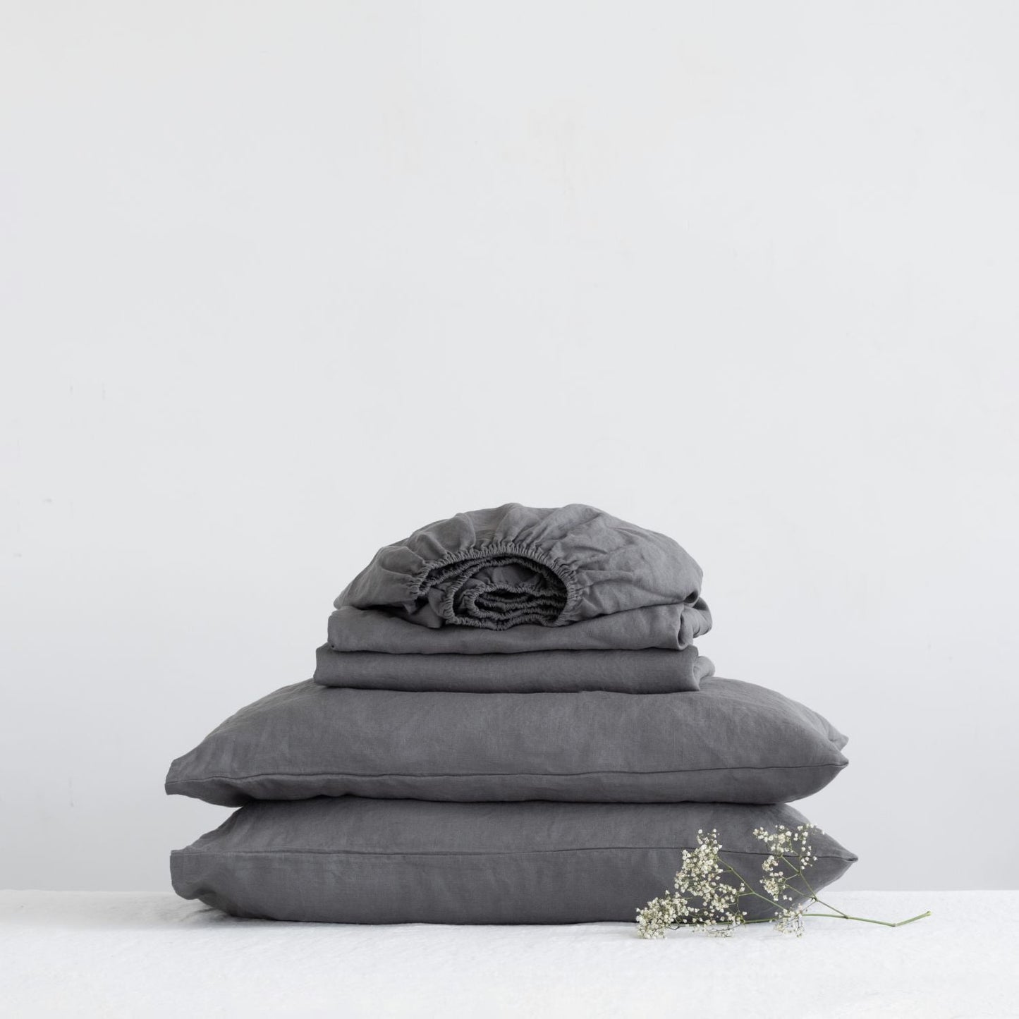 Dark Grey lino paklodė rinkinys — naturalusdrabuziai.lt