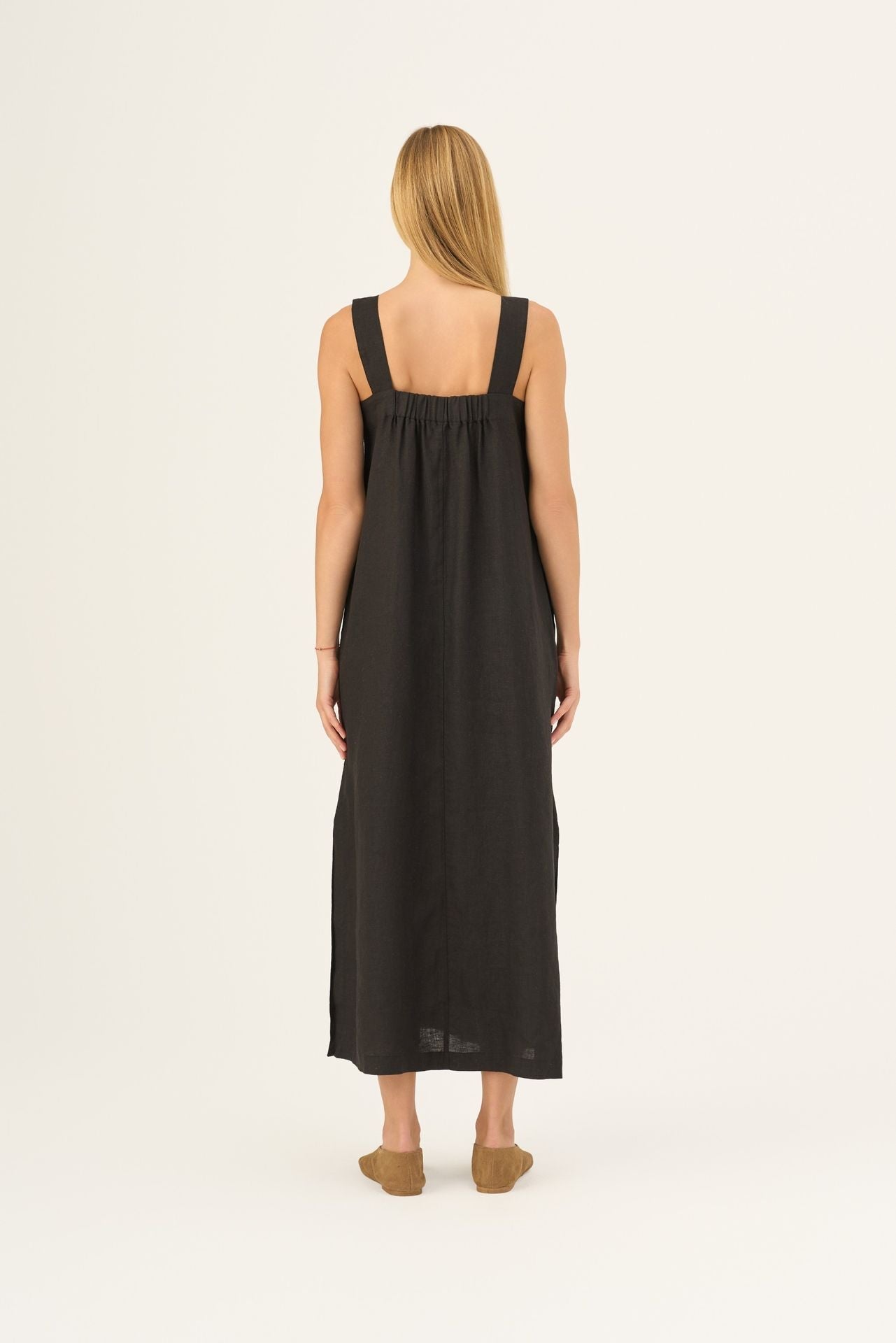 Black Linen Fugue Dress — naturalusdrabuziai.lt
