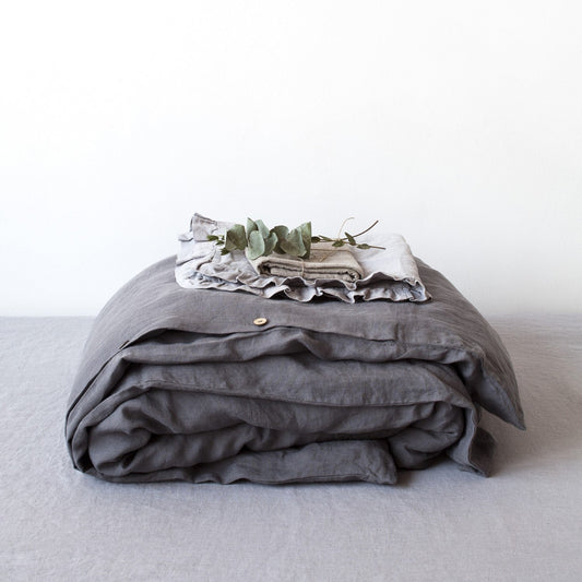 Dark Grey lino antklodės užvalkalas — naturalusdrabuziai.lt