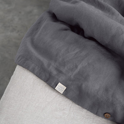 Dark Grey lino antklodės užvalkalas rinkinys — naturalusdrabuziai.lt