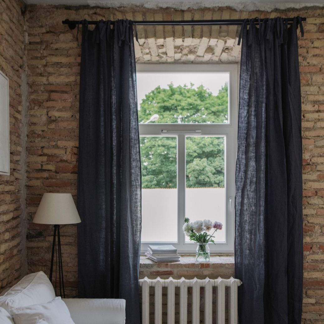 Dark Grey lino Nighttime Tie viršus Curtain rinkinys 2 vnt. — naturalusdrabuziai.lt