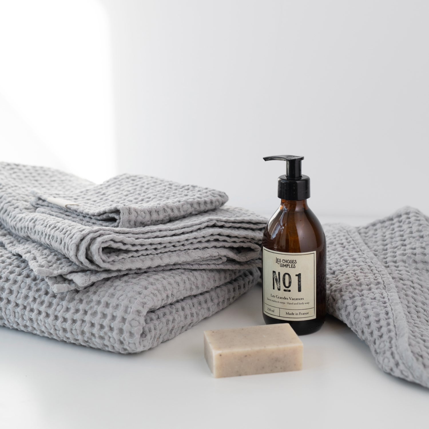 Light Grey lino & medvilnės Honeycomb Waffle rankšluostis — naturalusdrabuziai.lt
