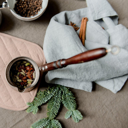 Light Grey lino virtuvinė servetė — naturalusdrabuziai.lt