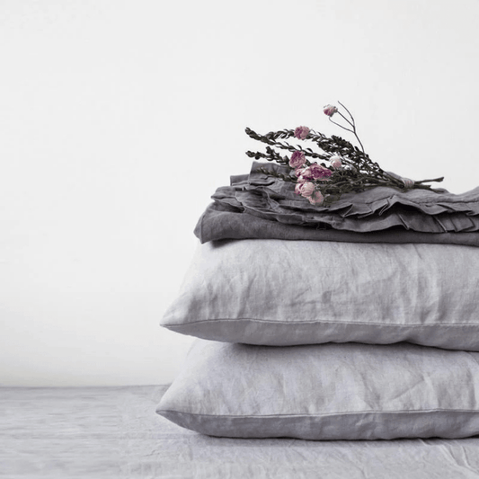 Light Grey lino pagalvės užvalkalas — naturalusdrabuziai.lt
