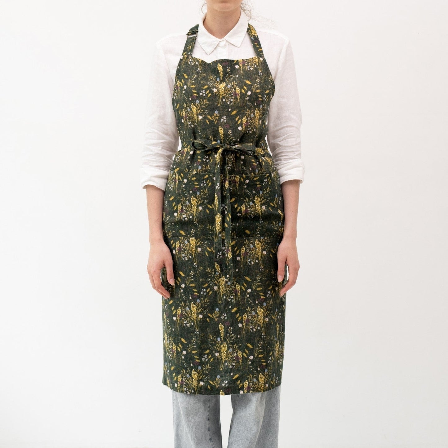 LIMITED EDITION Woodland lino šefo prijuostė — naturalusdrabuziai.lt