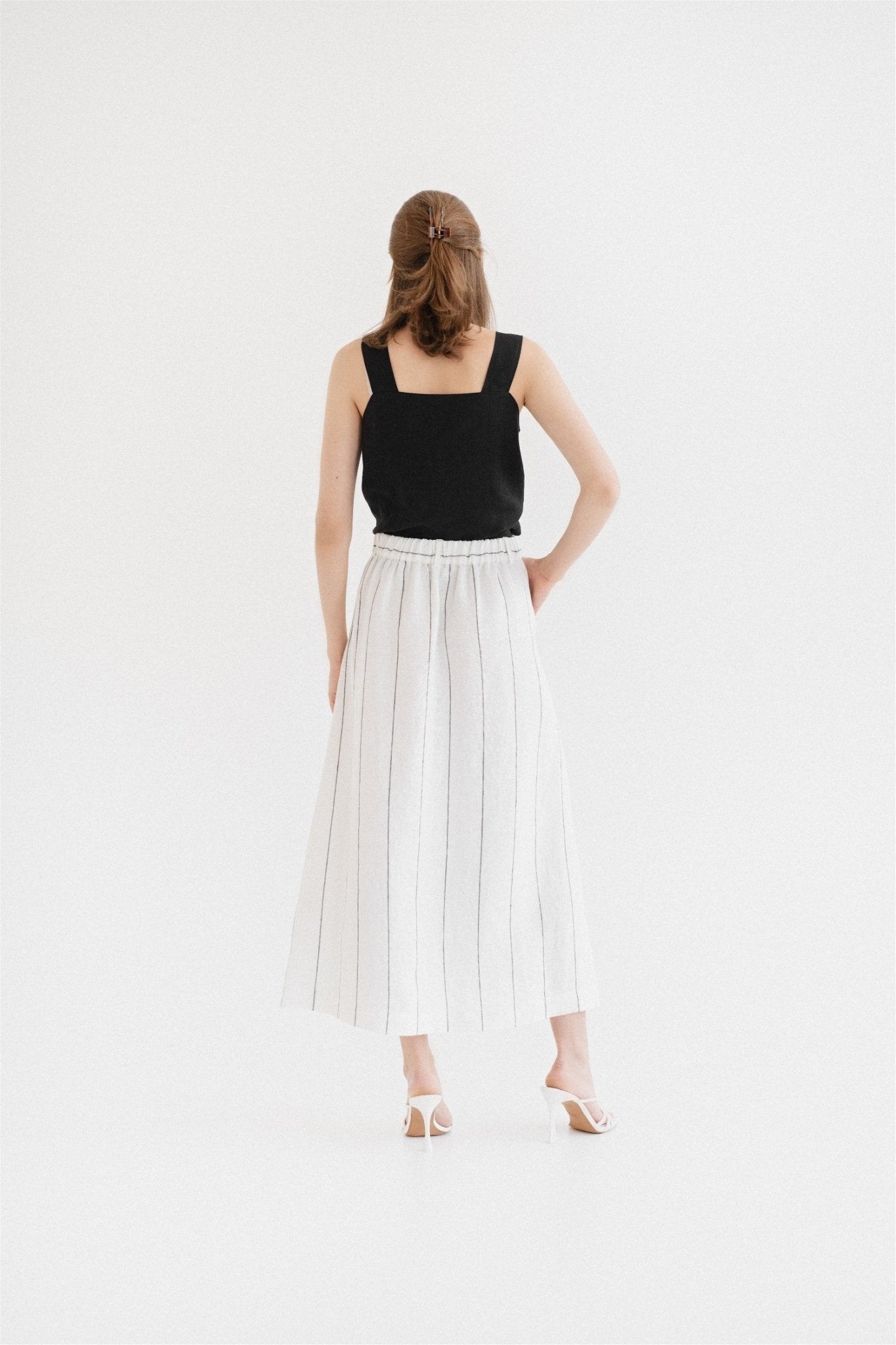 Milk White with Grey Stripe lino Jasmine sijonas — naturalusdrabuziai.lt