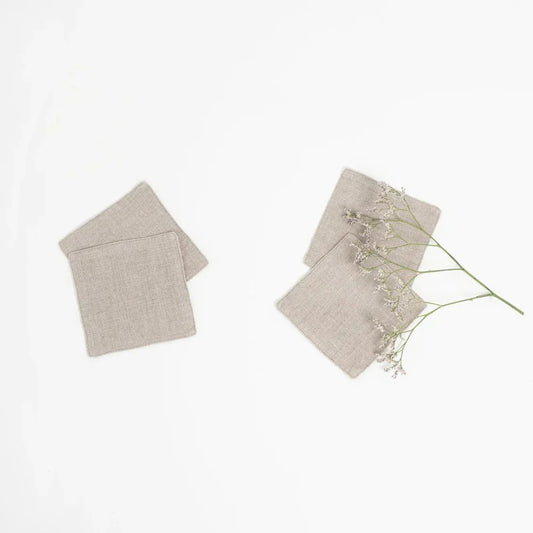 Natural lino padėkliukų rinkinys 4 vnt. — naturalusdrabuziai.lt
