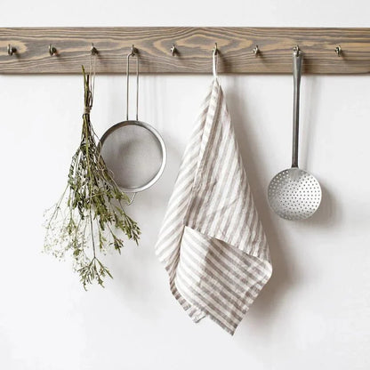 Natural White Stripes lino virtuvinė servetė — naturalusdrabuziai.lt