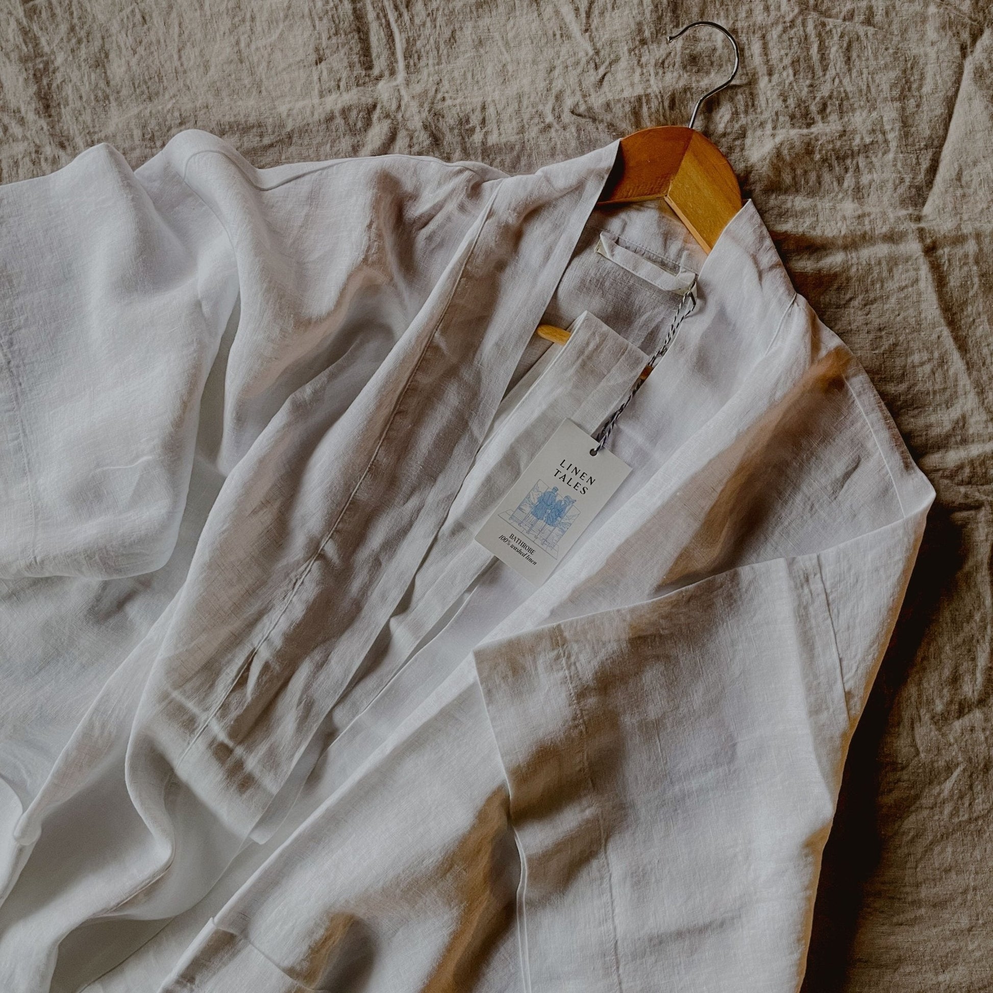 Optical White lino Summer chalatas — naturalusdrabuziai.lt