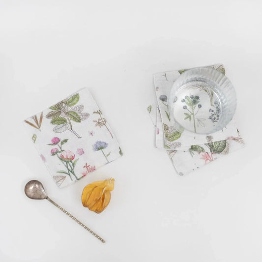 White Botany lino padėkliukų rinkinys 4 vnt. — naturalusdrabuziai.lt