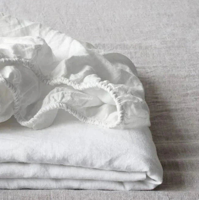 White lino kampinė paklodė — naturalusdrabuziai.lt
