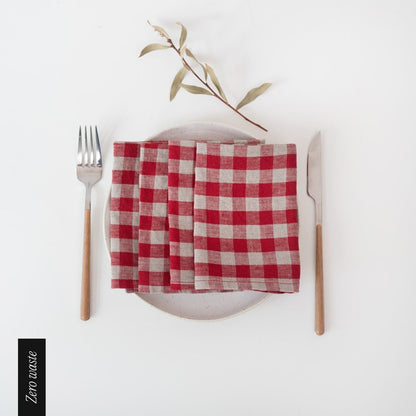 Zero Waste Red Gingham lino servetėlių rinkinys 4 vnt. — naturalusdrabuziai.lt
